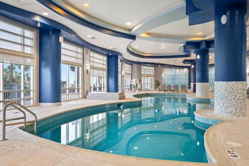 Vacation In Comfort And Luxury - 3 Bedroom Direct Oceanfront - Wyndham Ocean Walk Resort 2425 Дейтона-Бич Экстерьер фото